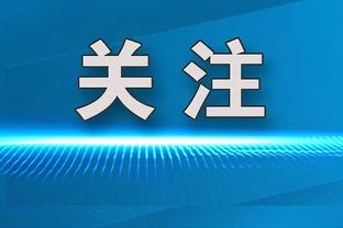 球衣变长裙？乔治娜为时尚品牌走秀，身穿C罗球衣款式连衣裙